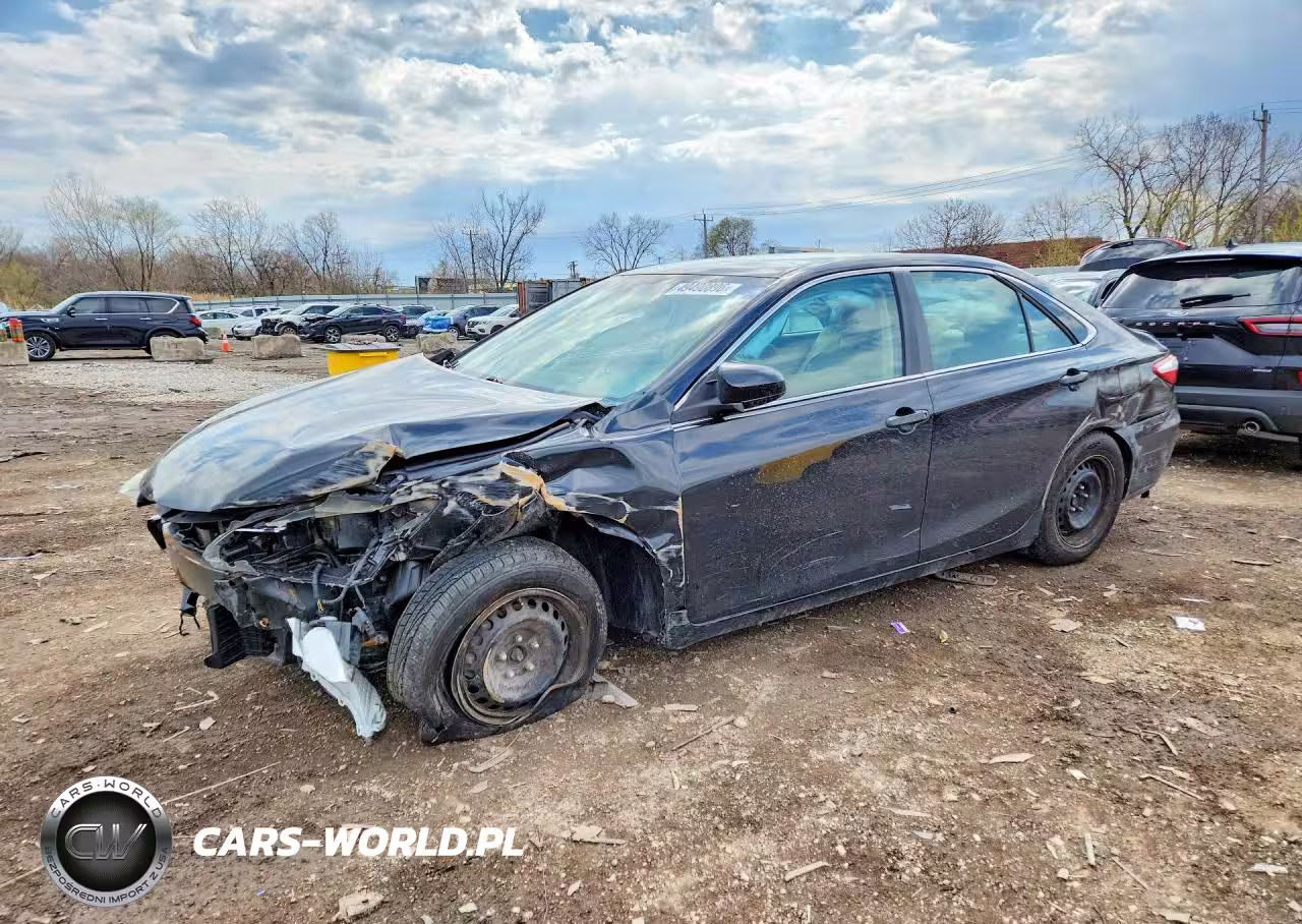 2015 Toyota Camry Le
