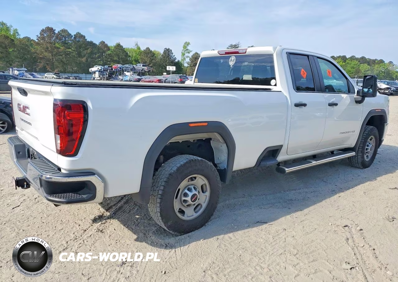 2022 GMC Sierra C2500 Heavy Duty VIN:1GT58LE7XNF349452 - 3