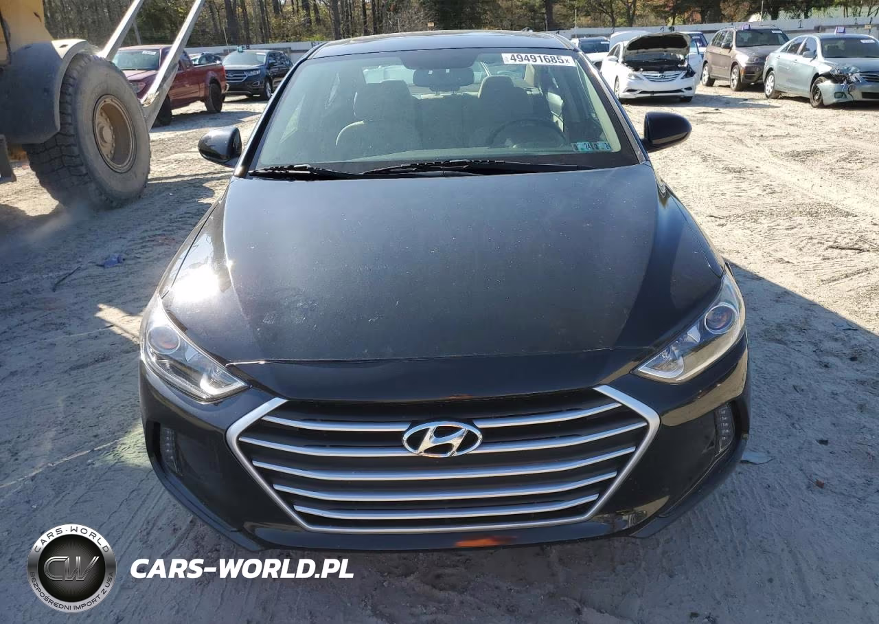 2018 Hyundai Elantra Sel VIN:5NPD84LF1JH380715 - 5