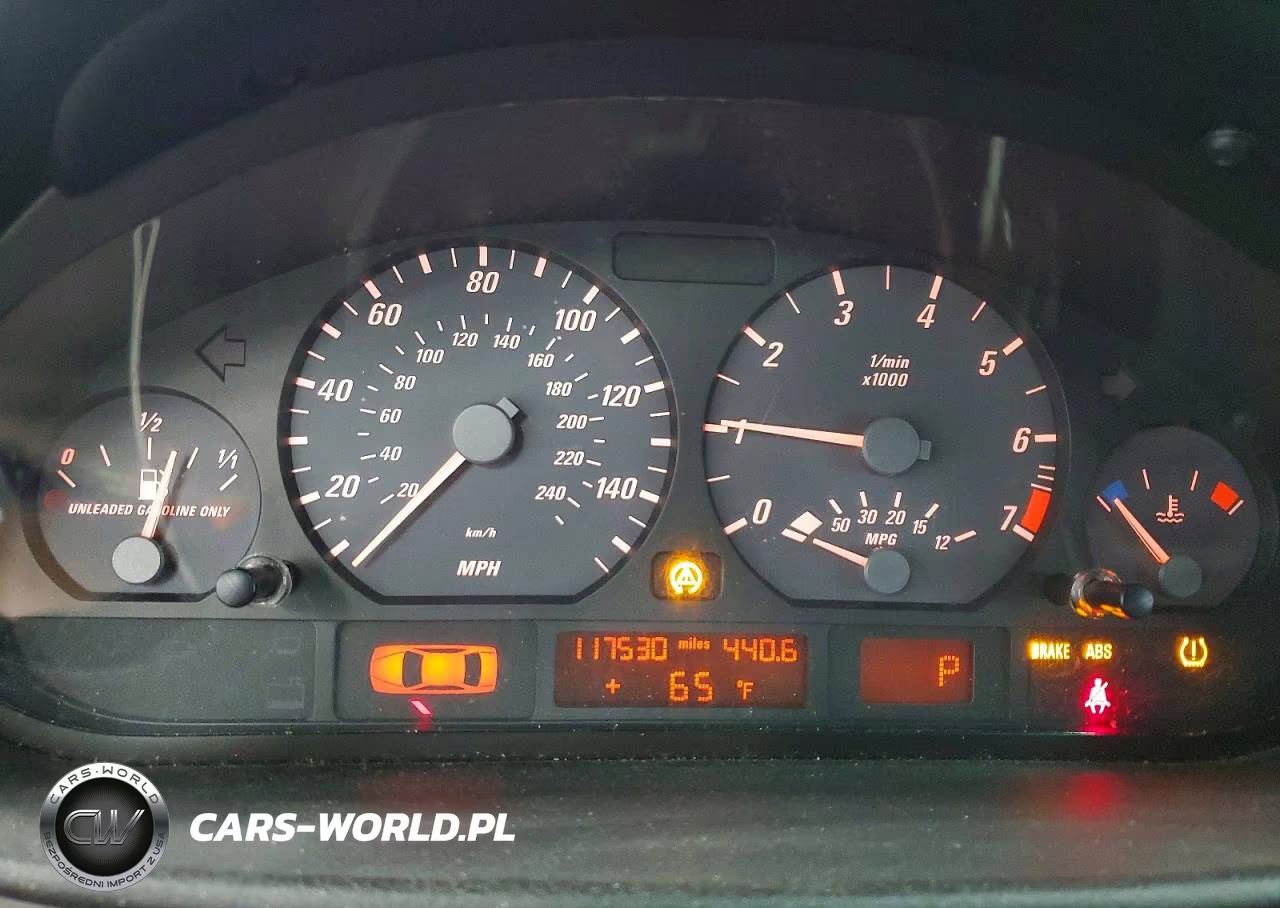 2005 BMW 325 Ci VIN:WBABW33415PX83283 - 9