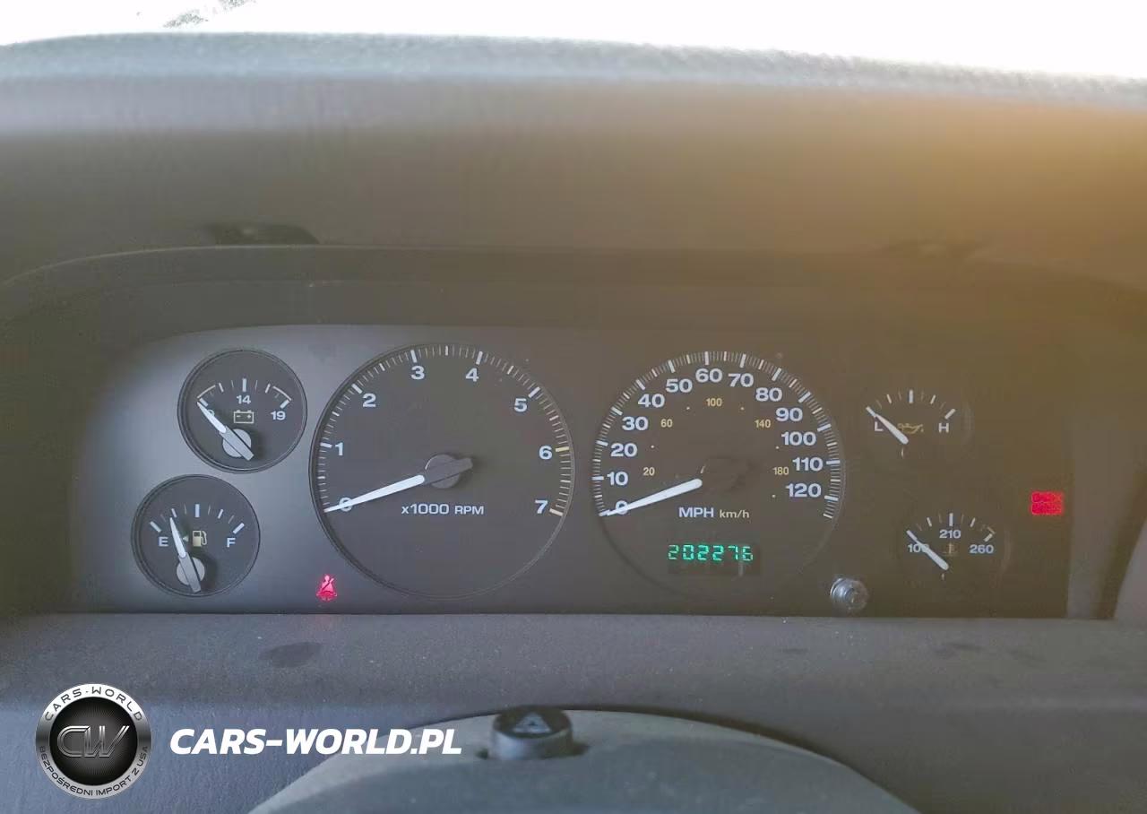 2003 Jeep Grand Cherokee Laredo VIN:1J4GW48S93C597544 - 9