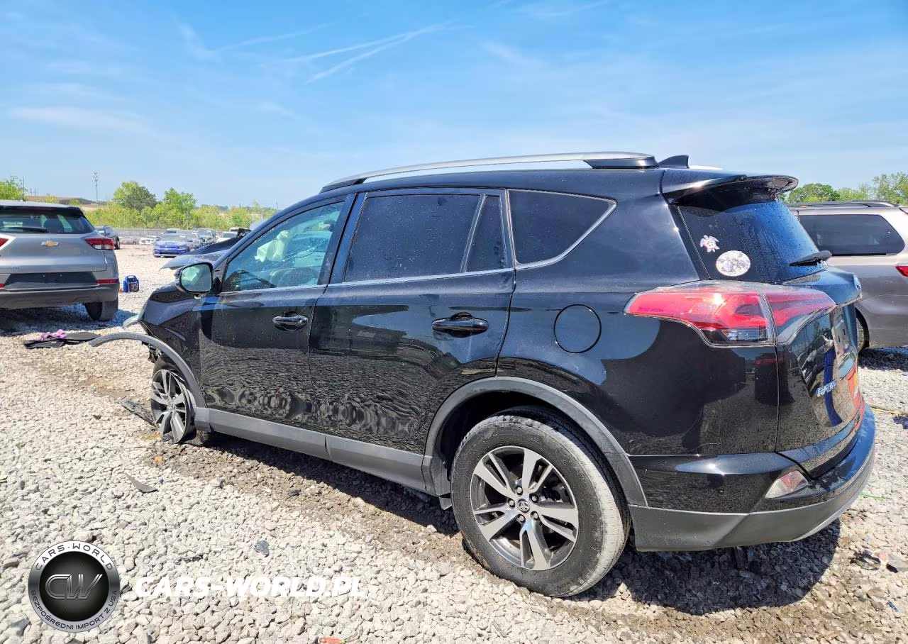 2018 Toyota Rav4 Xle VIN:2T3WFREV5JW418746 - 2