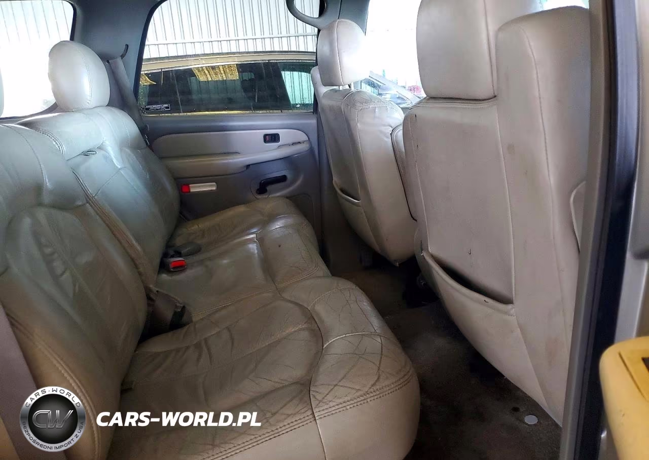2000 Chevrolet Tahoe K1500 VIN:1GNEK13T8YJ191952 - 11