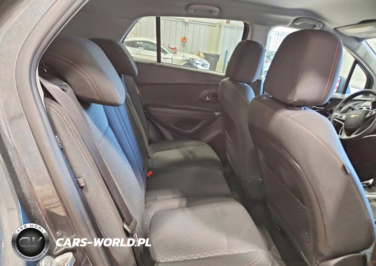 2020 Chevrolet Trax Ls VIN:3GNCJKSB8LL231957 - 11