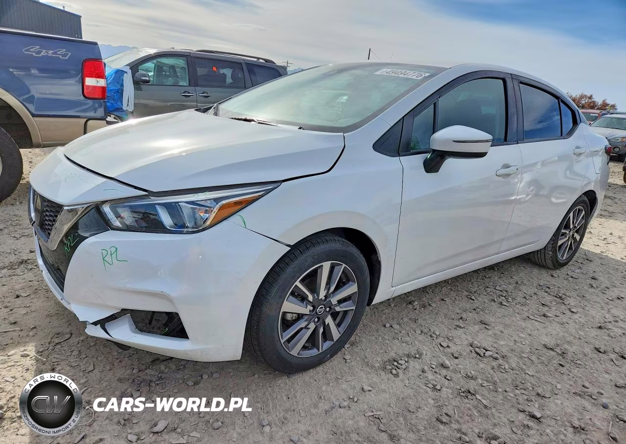 2020 Nissan Versa Sv