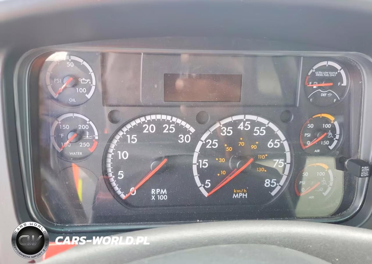 2018 Freightliner Business Class M2 Box Truck VIN:1FVACWFCXJHJL8149 - 9
