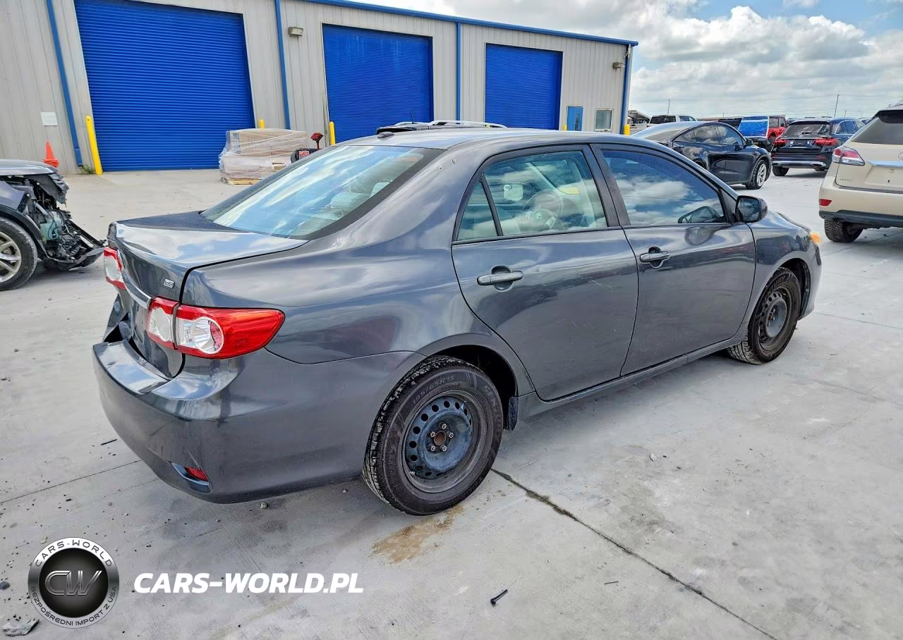 2011 Toyota Corolla Le VIN:2T1BU4EE4BC668689 - 3