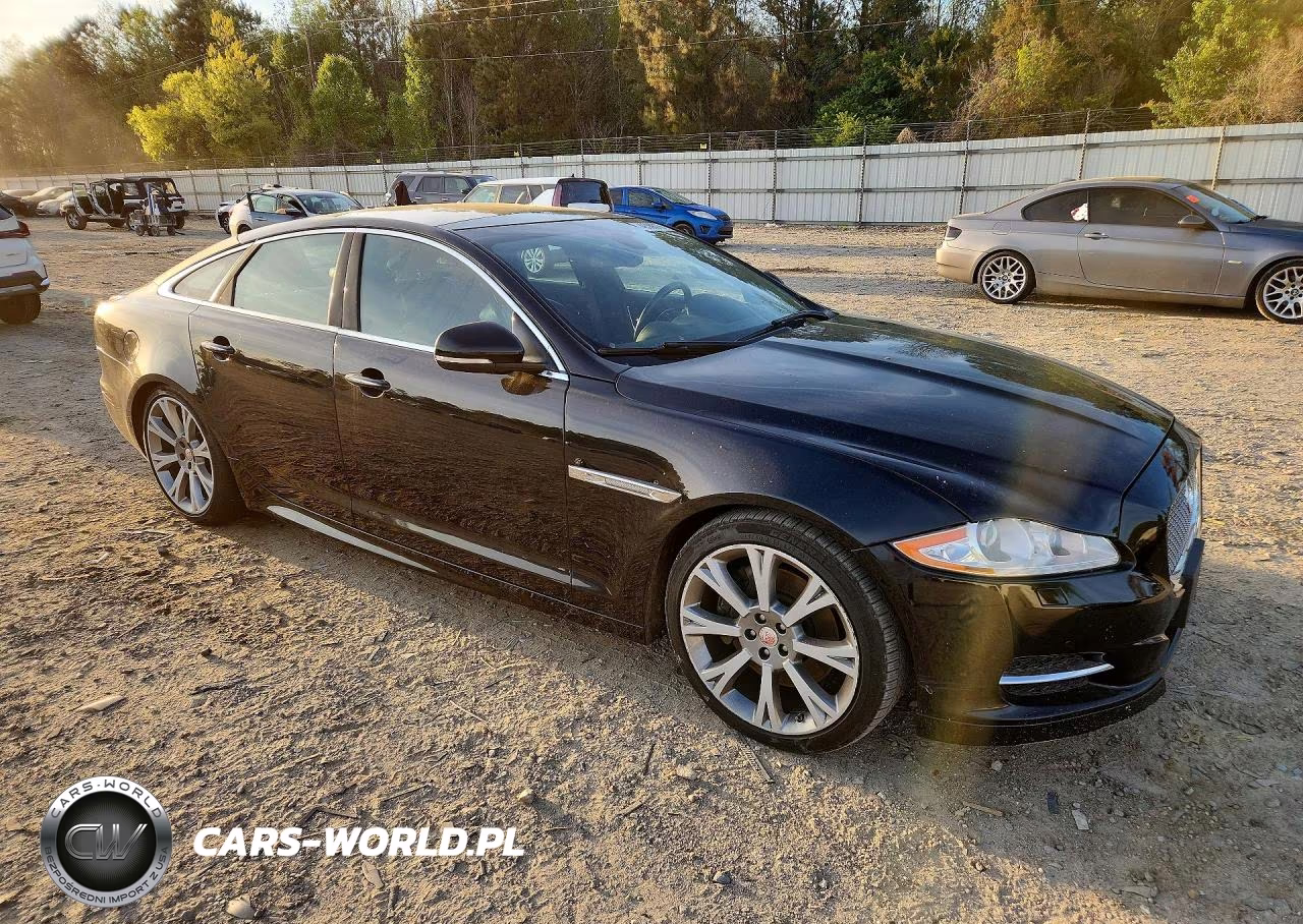 2015 Jaguar Xj VIN:SAJWA1CZ8F8V90810 - 4