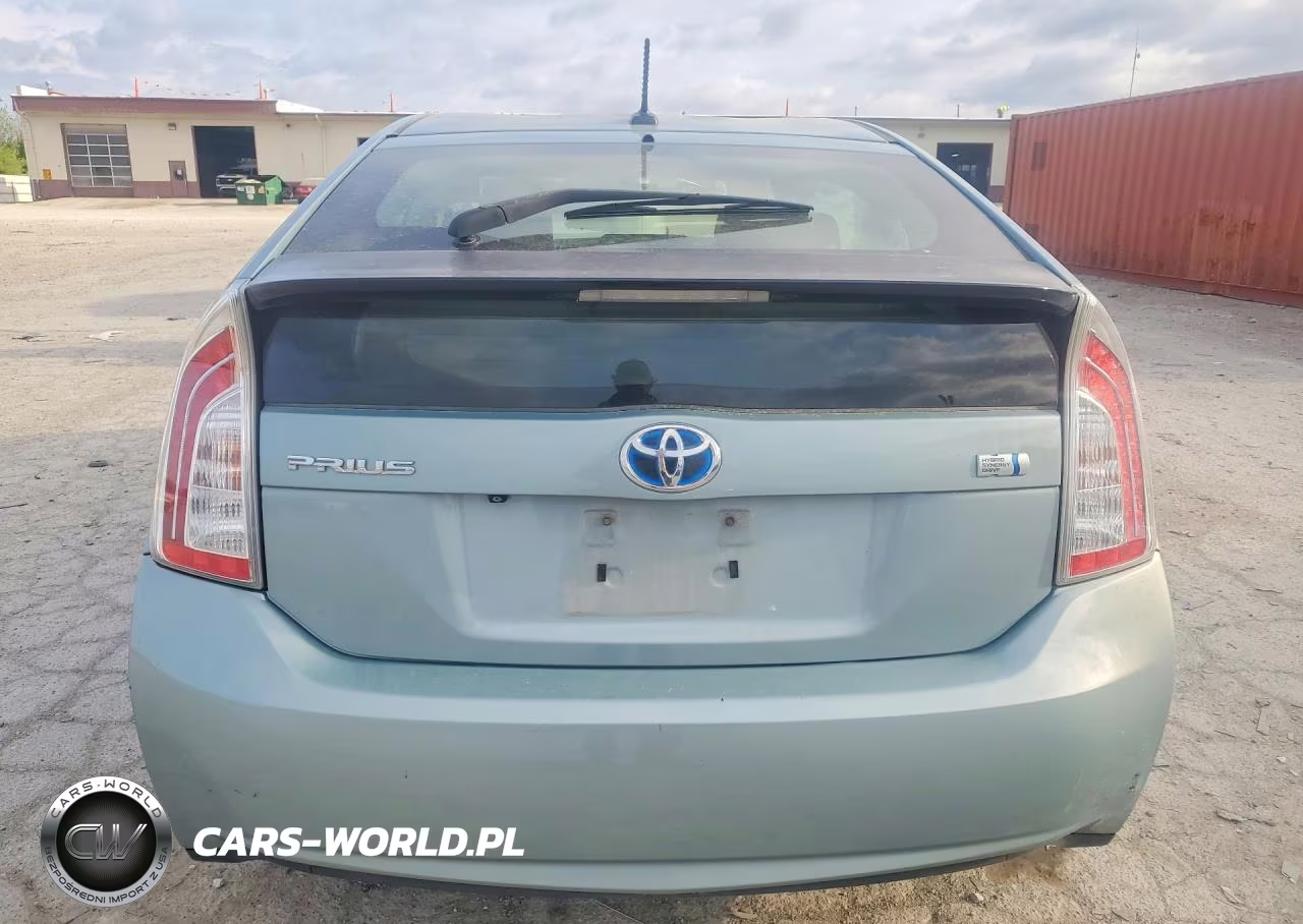 2013 Toyota Prius Four VIN:JTDKN3DU8D5673023 - 6