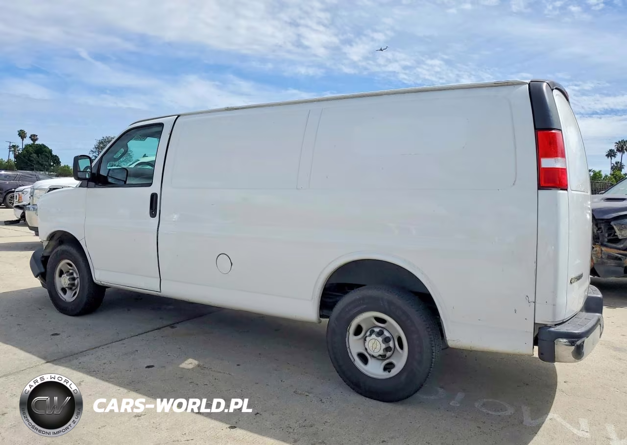2020 Chevrolet Express 2500 Cargo Utility - Service Van VIN:1GCWGAFPXL1242342 - 2