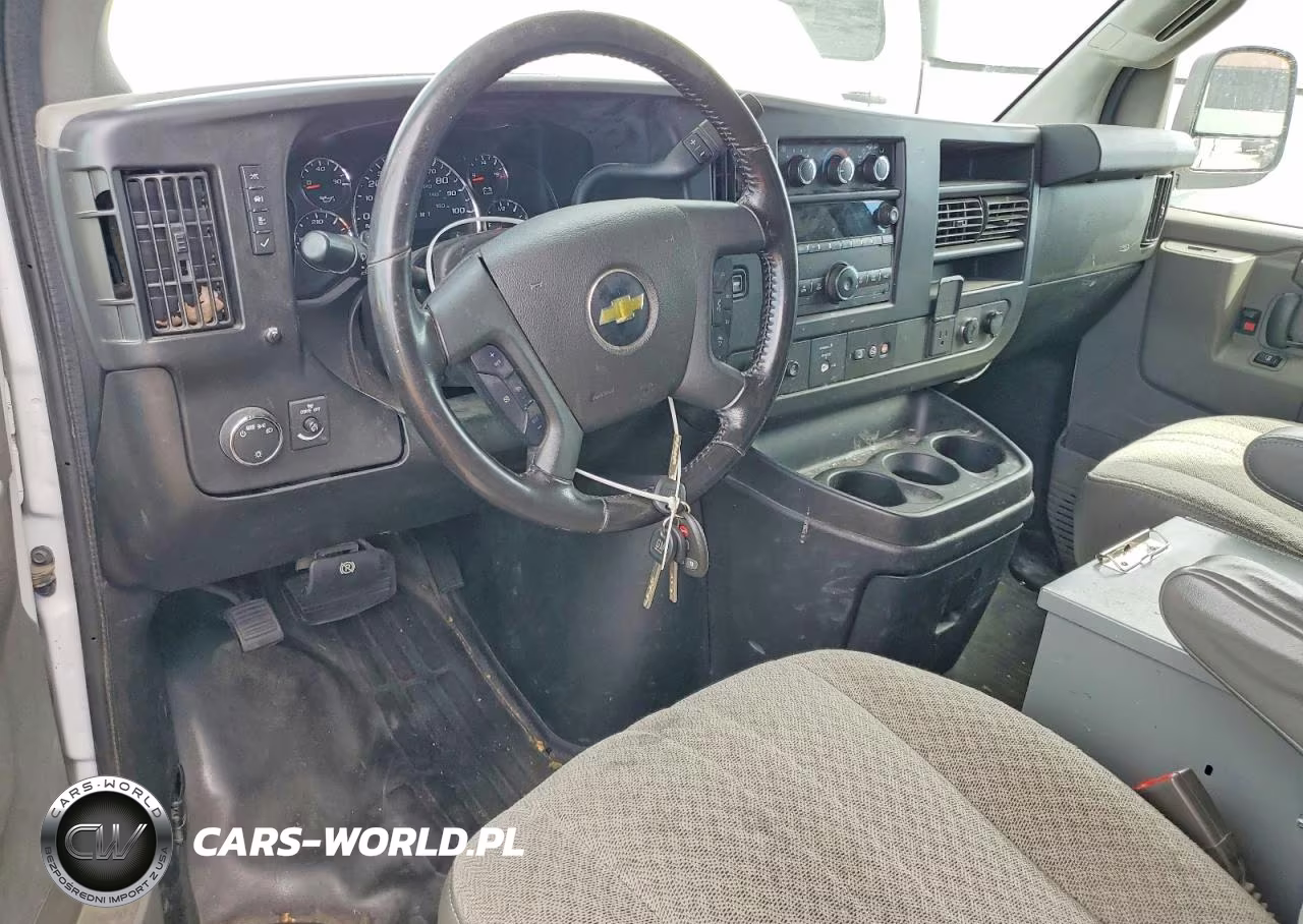 2020 Chevrolet Express 2500 Cargo Utility - Service Van VIN:1GCWGAFPXL1242342 - 8