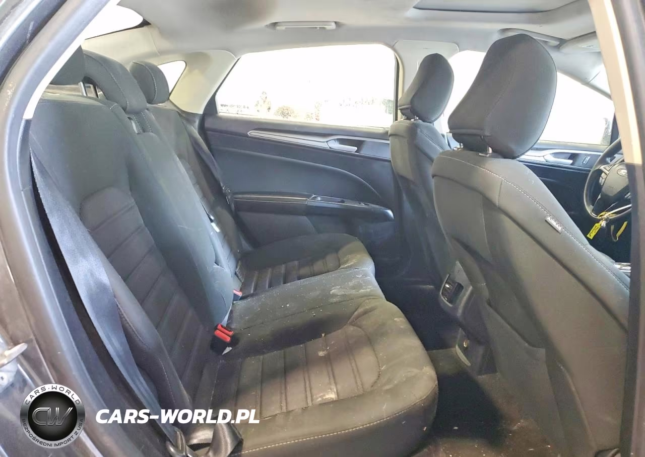 2020 Ford Fusion Se VIN:3FA6P0HD4LR247044 - 10