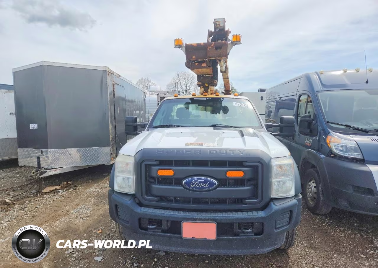 2016 Ford F450 Super Duty Bucket Truck VIN:1FDUF4GY3GEC04013 - 9