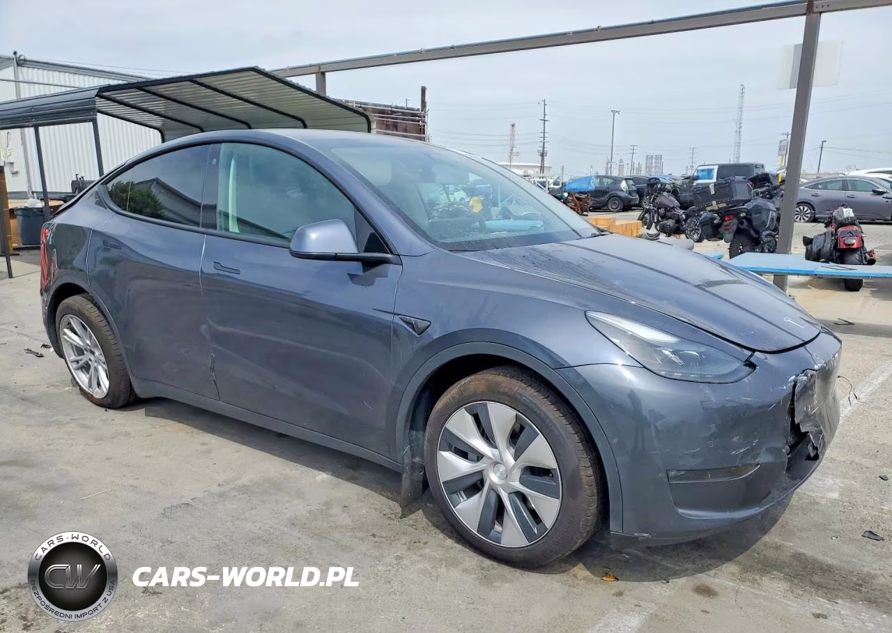 2022 Tesla Model Y VIN:7SAYGAEE5NF517153 - 4