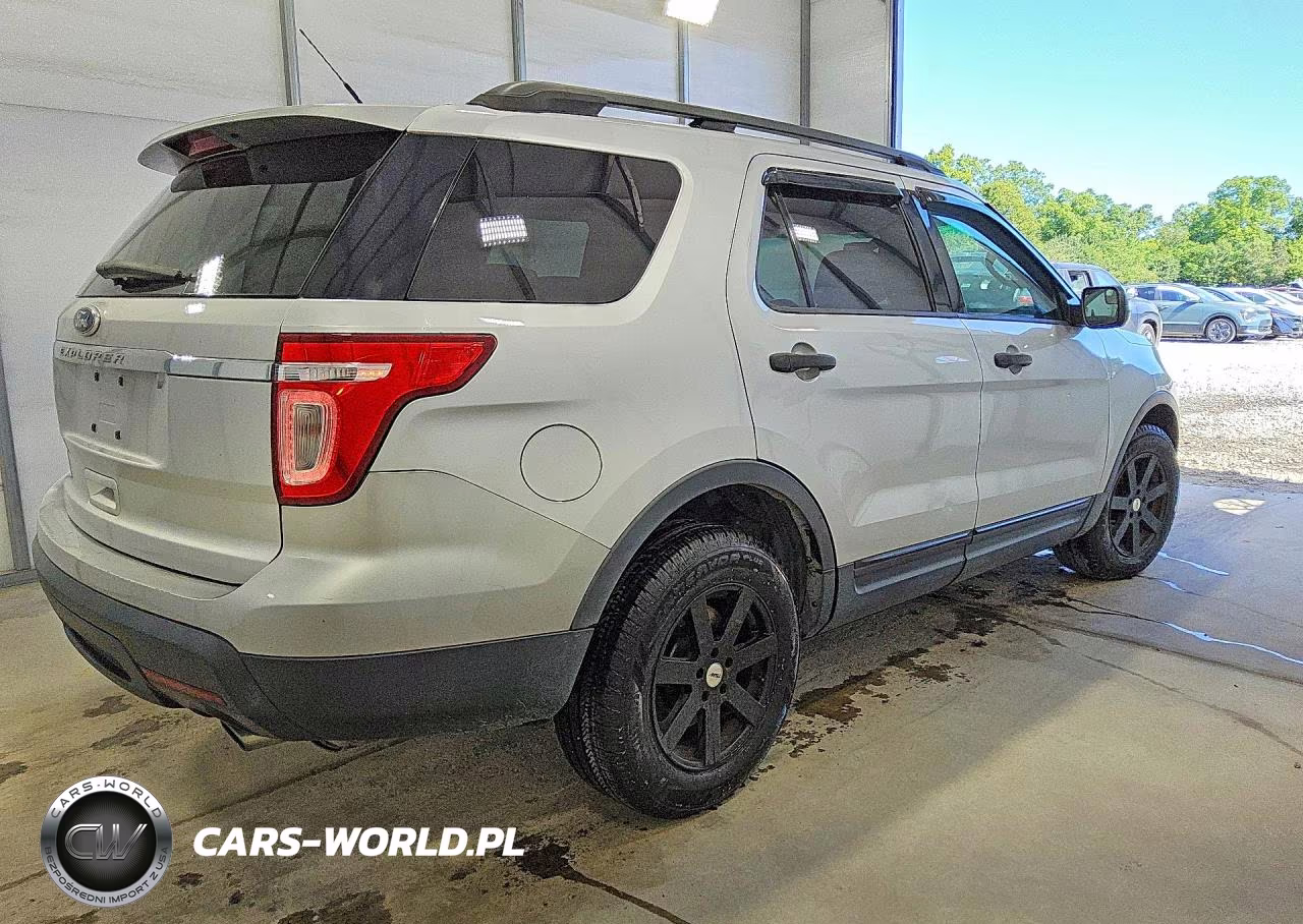 2012 Ford Explorer VIN:1FMHK7B85CGA79083 - 3