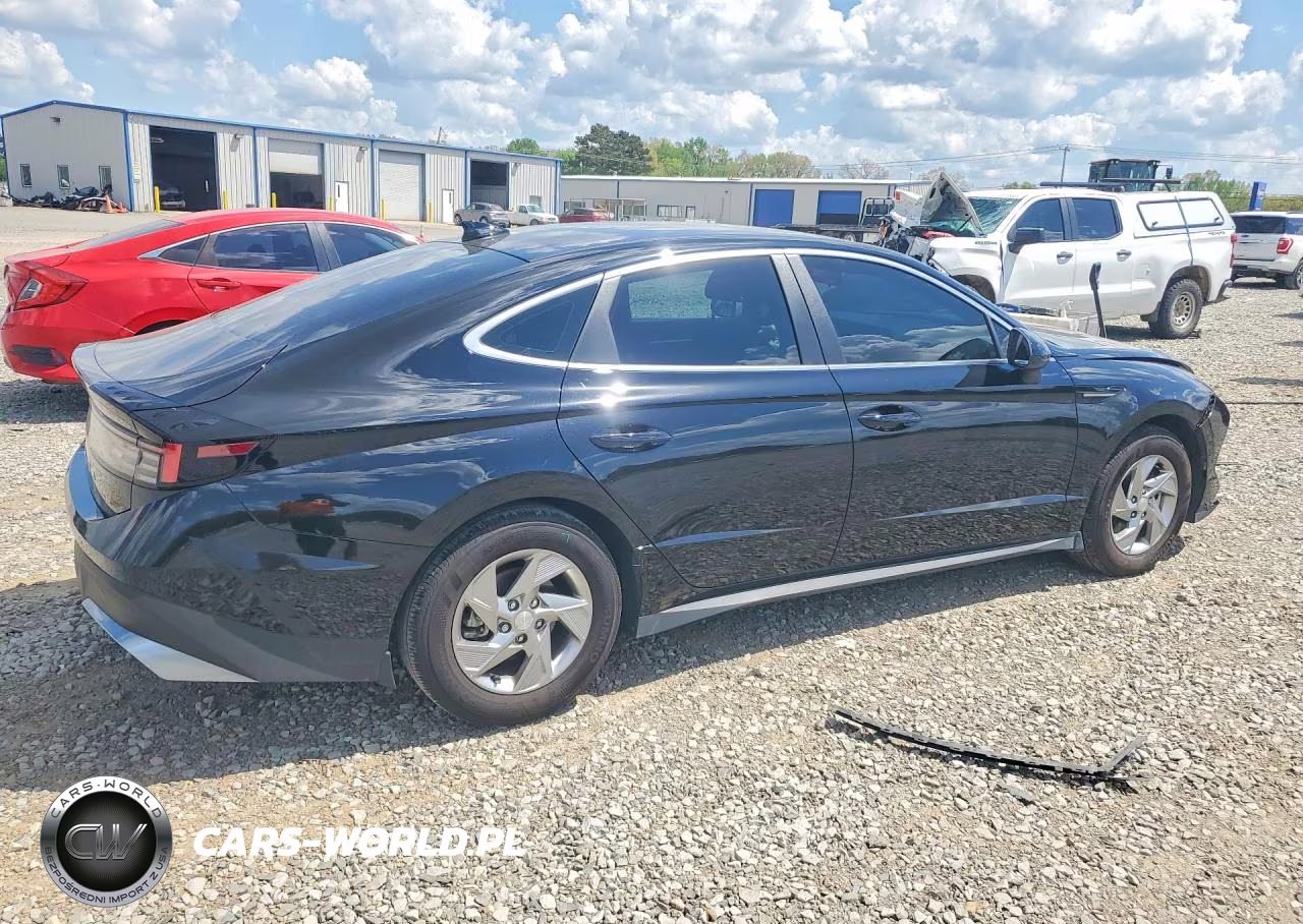 2025 Hyundai Sonata Se VIN:KMHL24JA4SA504789 - 3