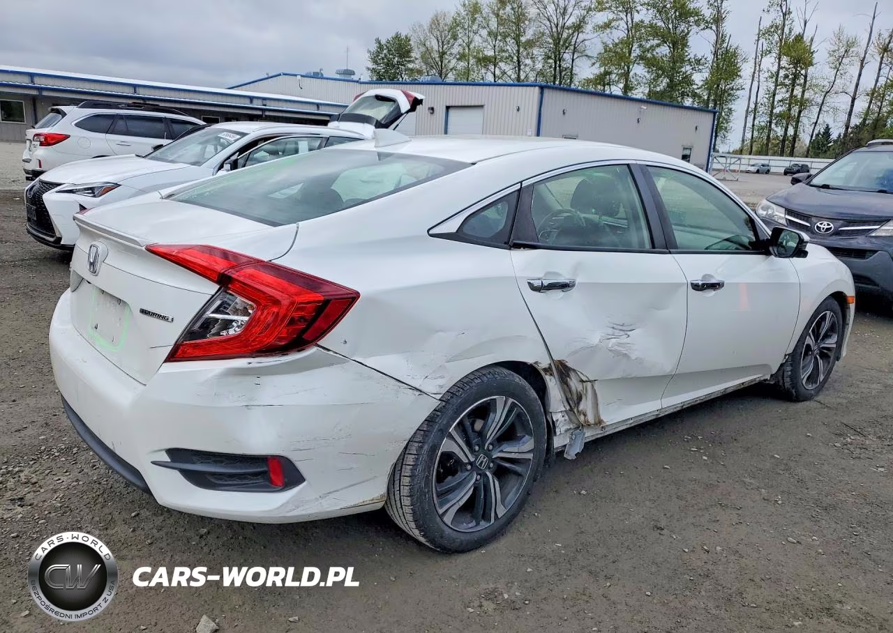 2018 Honda Civic Touring VIN:JHMFC1F96JX033847 - 3
