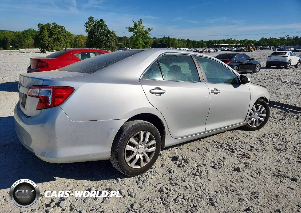 2013 Toyota Camry L VIN:4T1BF1FK5DU715601 - 3