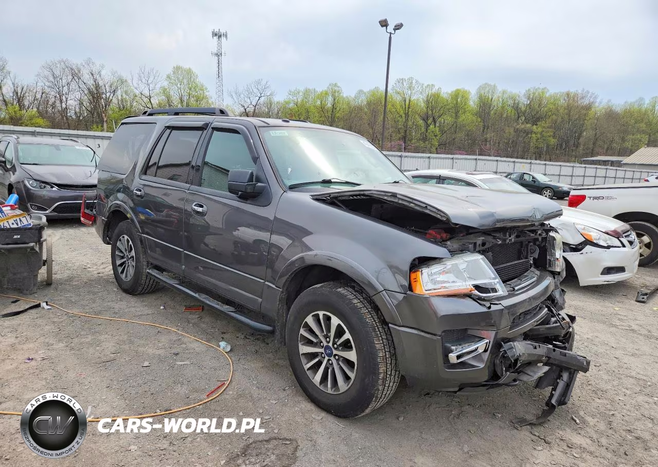 2015 Ford Expedition Xlt VIN:1FMJU1JT2FEF27603 - 4