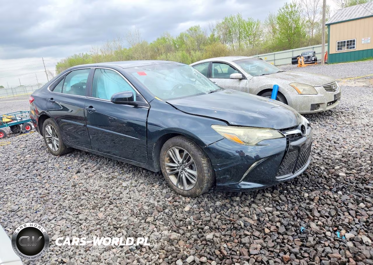 2016 Toyota Camry Se VIN:4T1BF1FK3GU254323 - 4