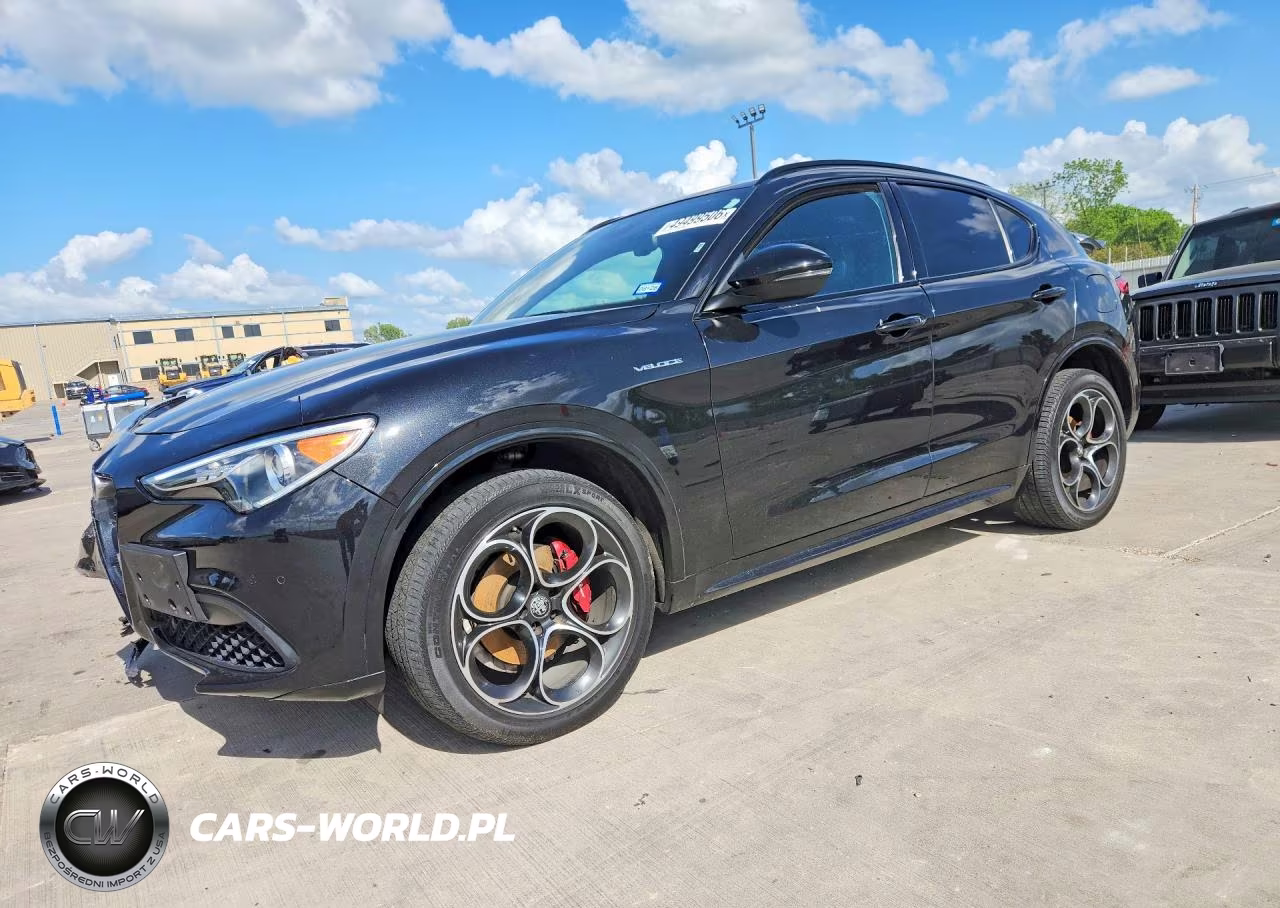 2022 Alfa Romeo Stelvio Ti