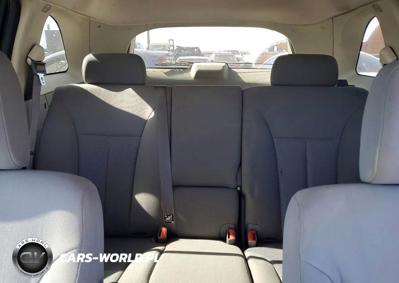 2008 Chrysler Pacifica Lx VIN:2A8GM48L78R659440 - 10