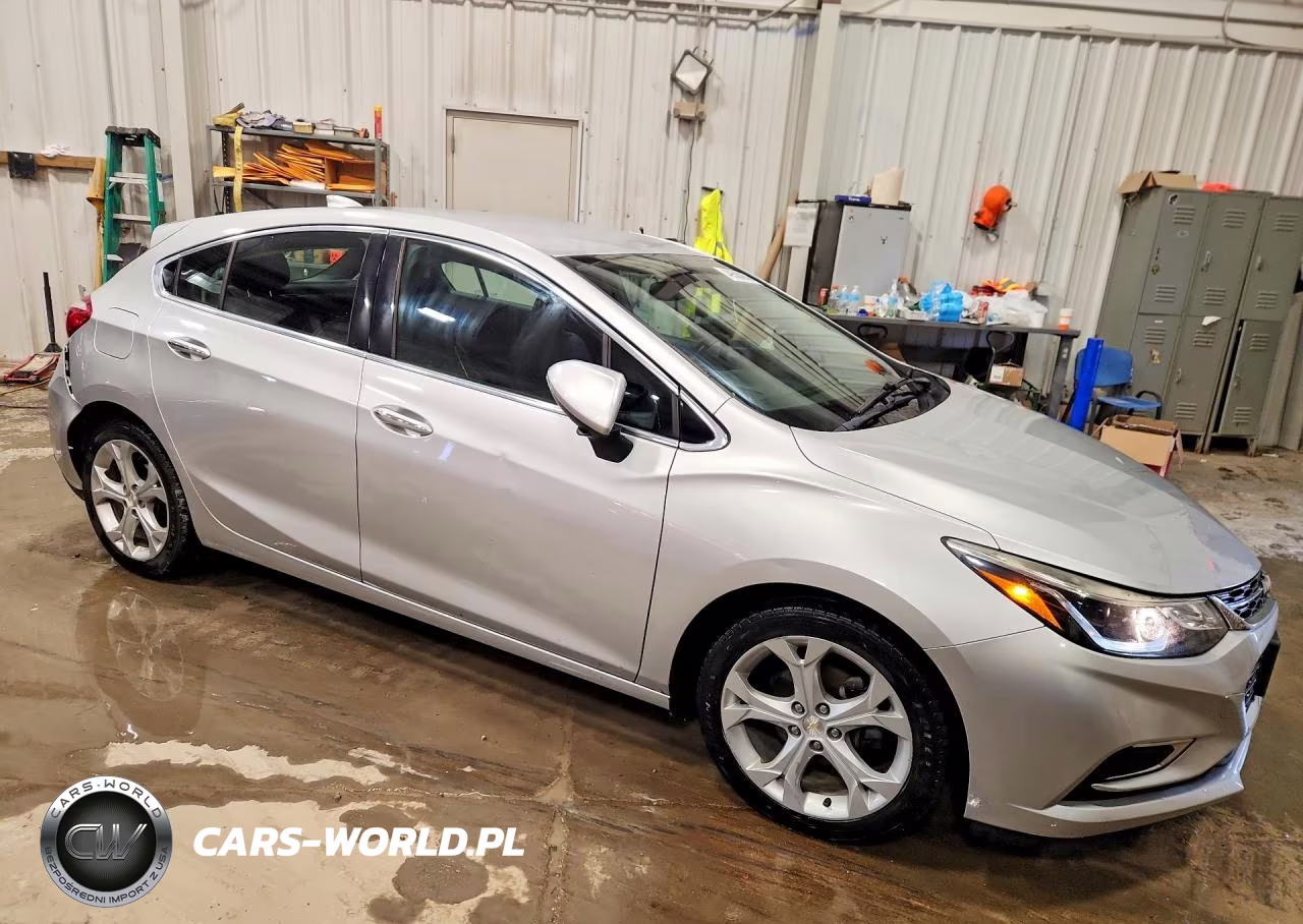 2017 Chevrolet Cruze Premier VIN:3G1BF6SM1HS594041 - 4