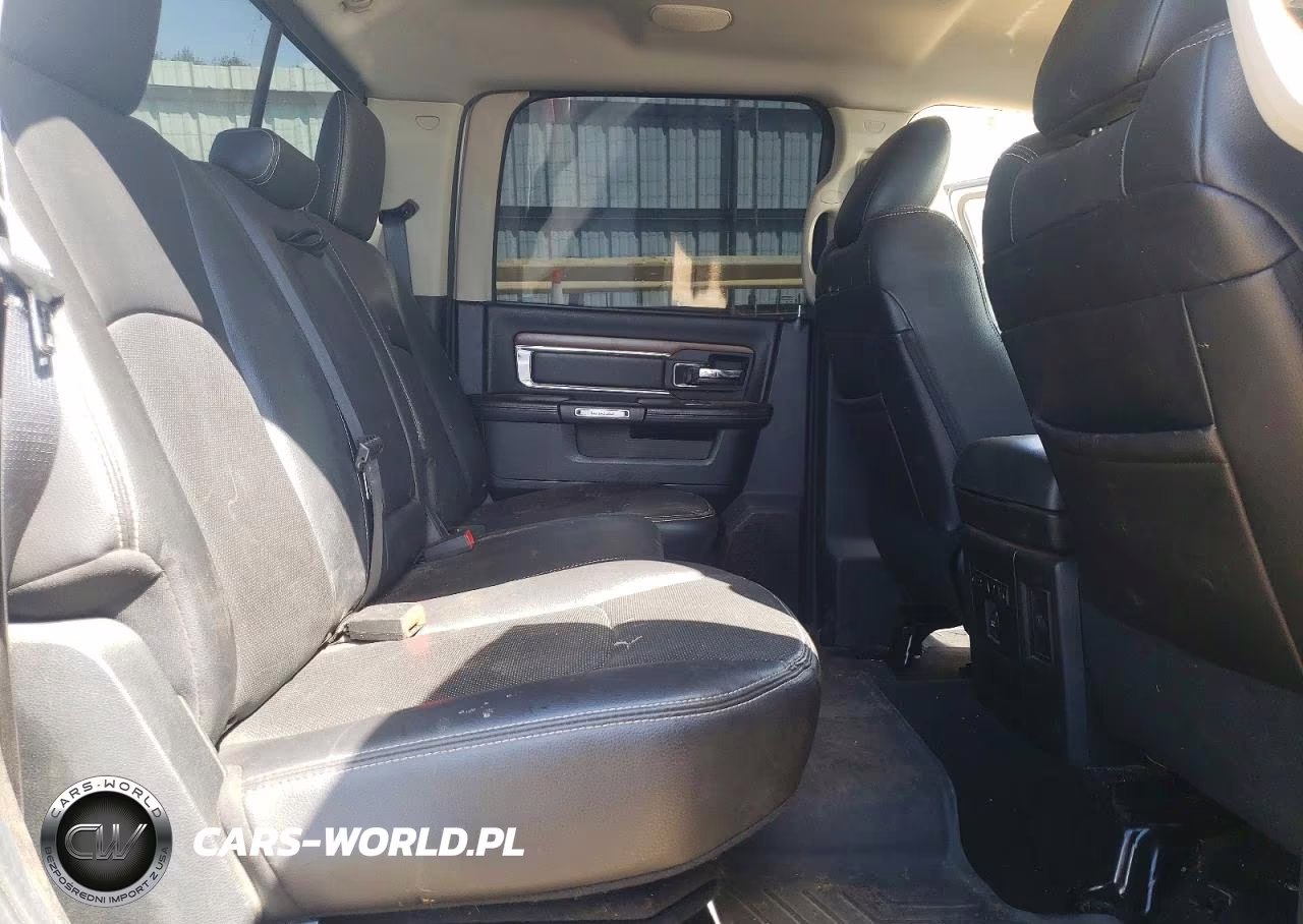 2016 Ram 1500 Laramie VIN:1C6RR6NMXGS312277 - 10