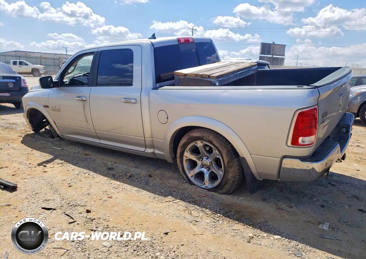 2016 Ram 1500 Laramie VIN:1C6RR6NMXGS312277 - 2