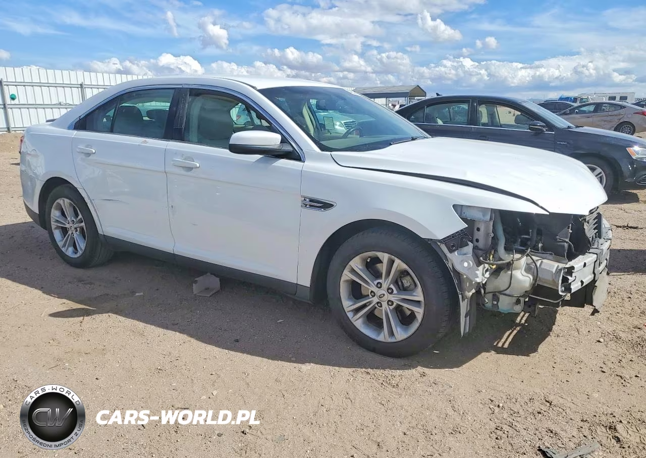 2016 Ford Taurus Sel VIN:1FAHP2E89GG103594 - 4