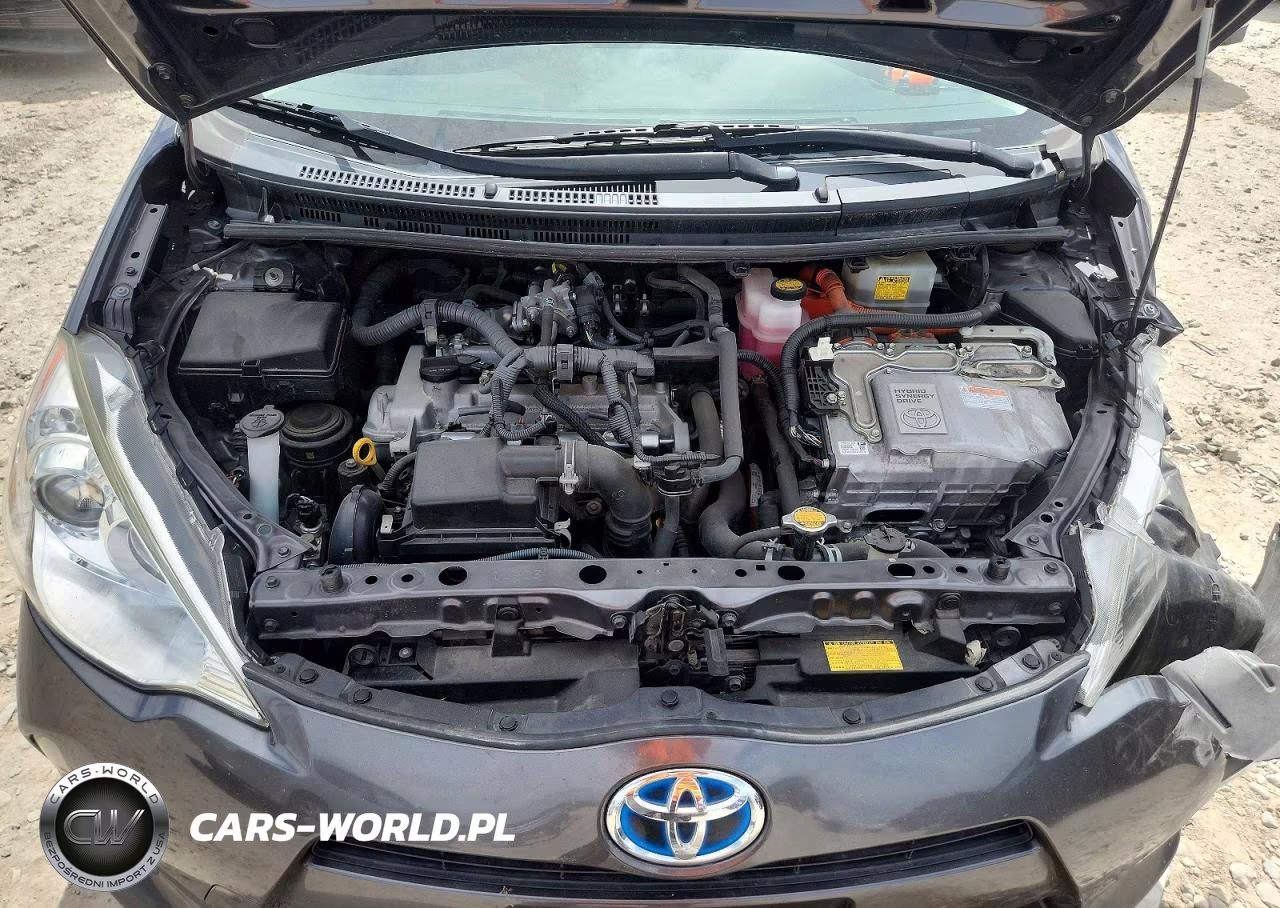 2014 Toyota Prius C One VIN:JTDKDTB37E1076399 - 11
