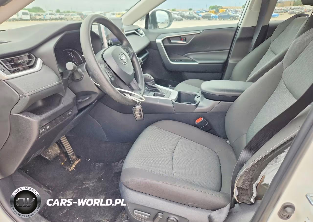 2025 Toyota Rav4 Xle VIN:2T3W1RFV5SC307937 - 7