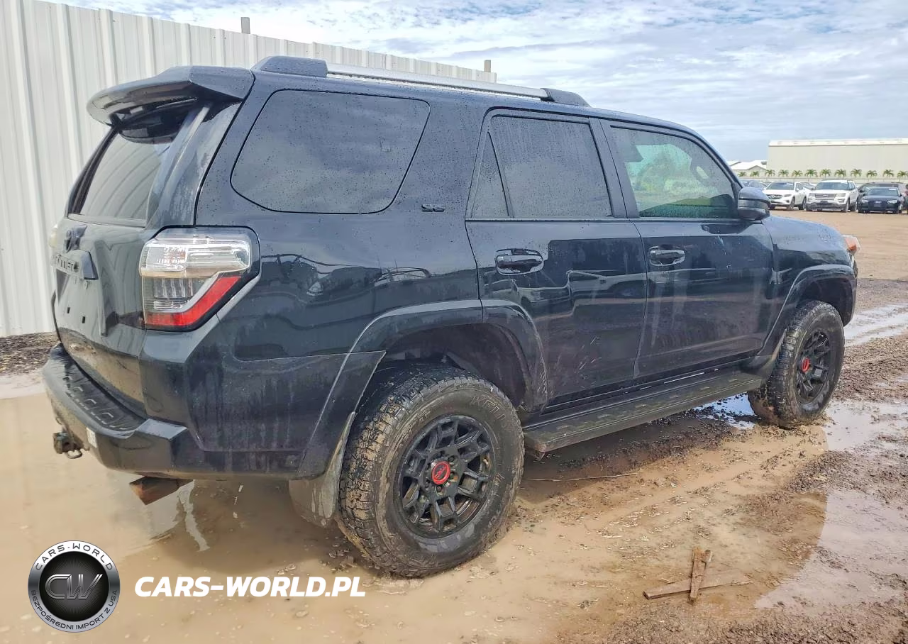 2021 Toyota 4Runner Sr5 VIN:JTEMU5JR9M5933626 - 3