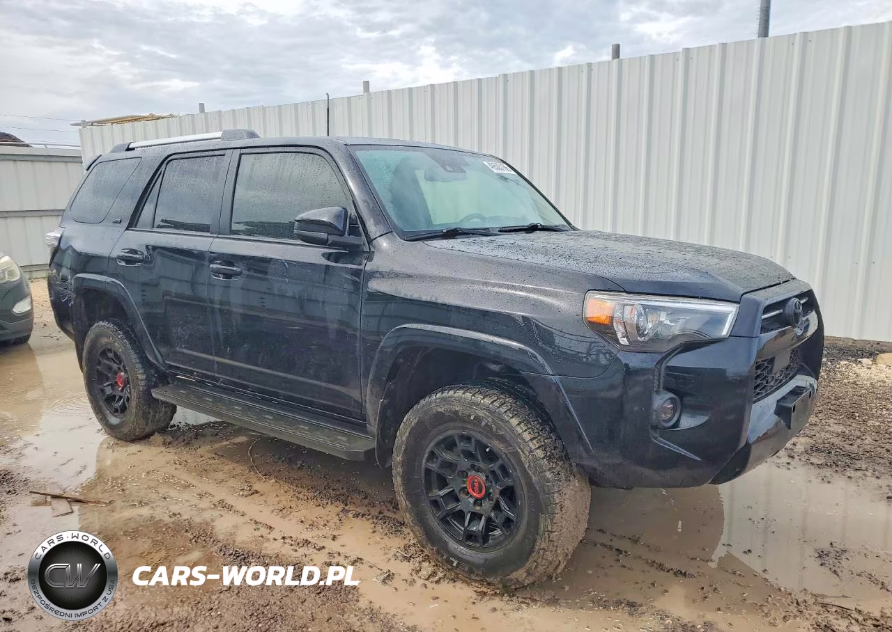 2021 Toyota 4Runner Sr5 VIN:JTEMU5JR9M5933626 - 4