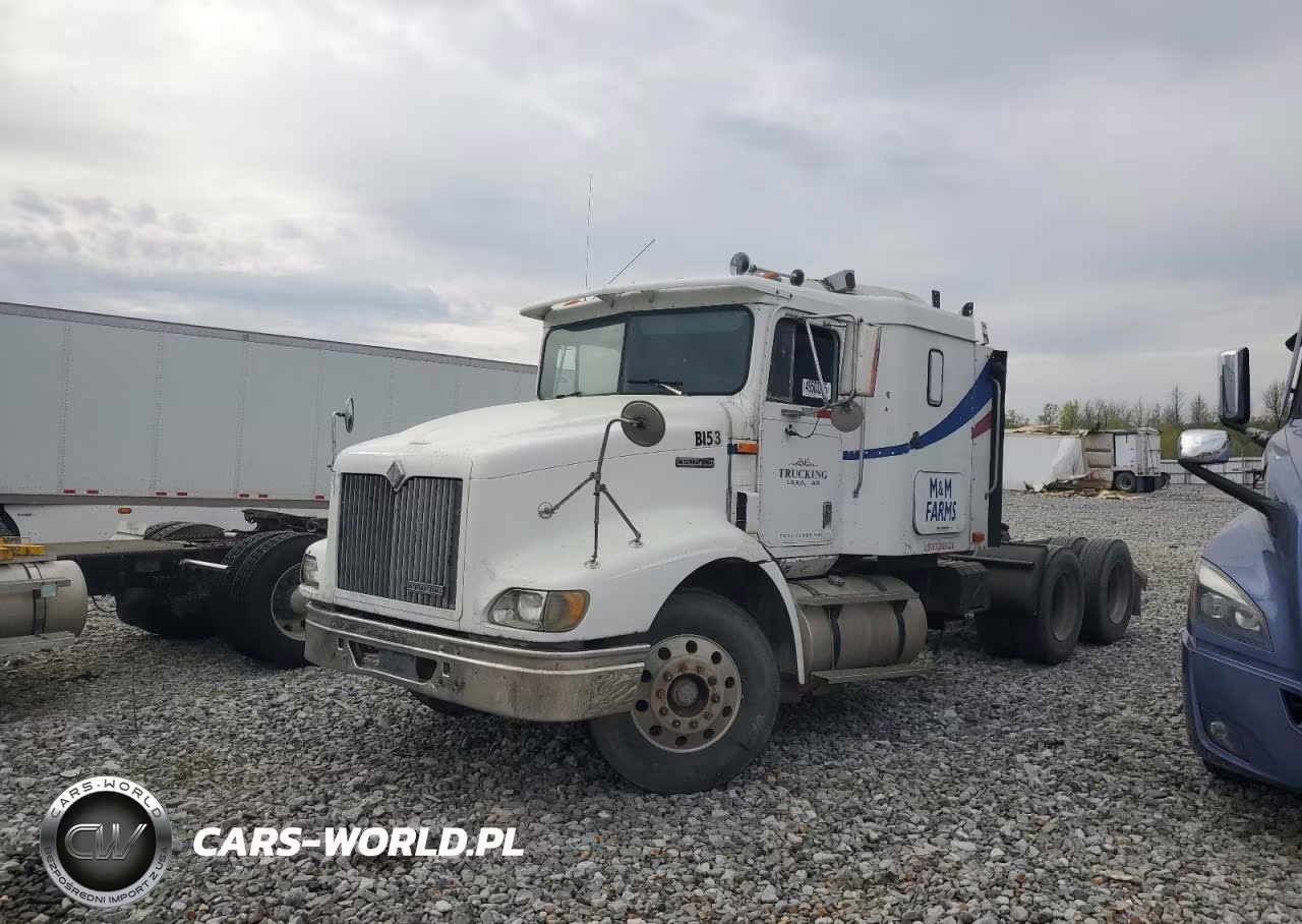 2000 International 9200 Semi Truck VIN:2HSFMAMR5YC029390 - 2