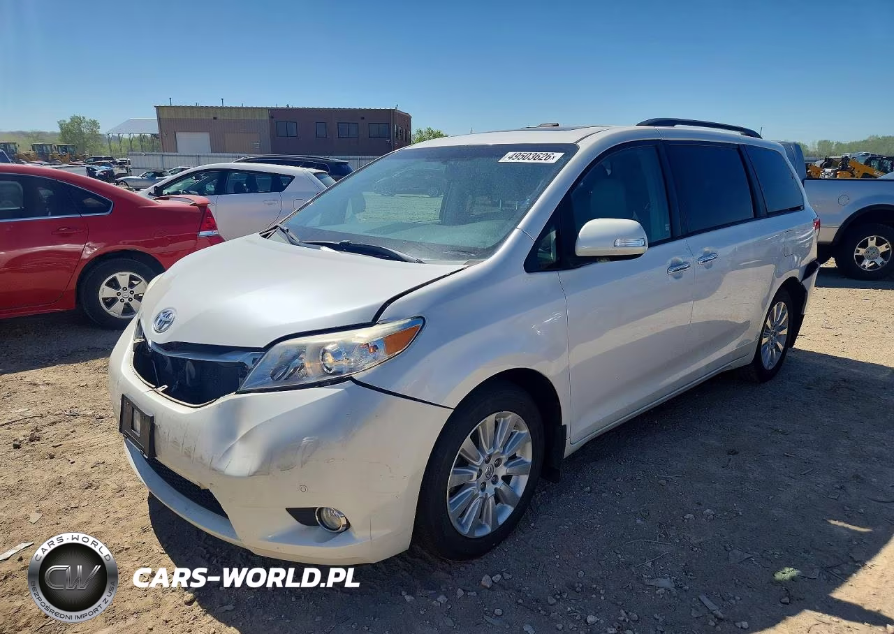 2014 Toyota Sienna Limited 7-Passenger