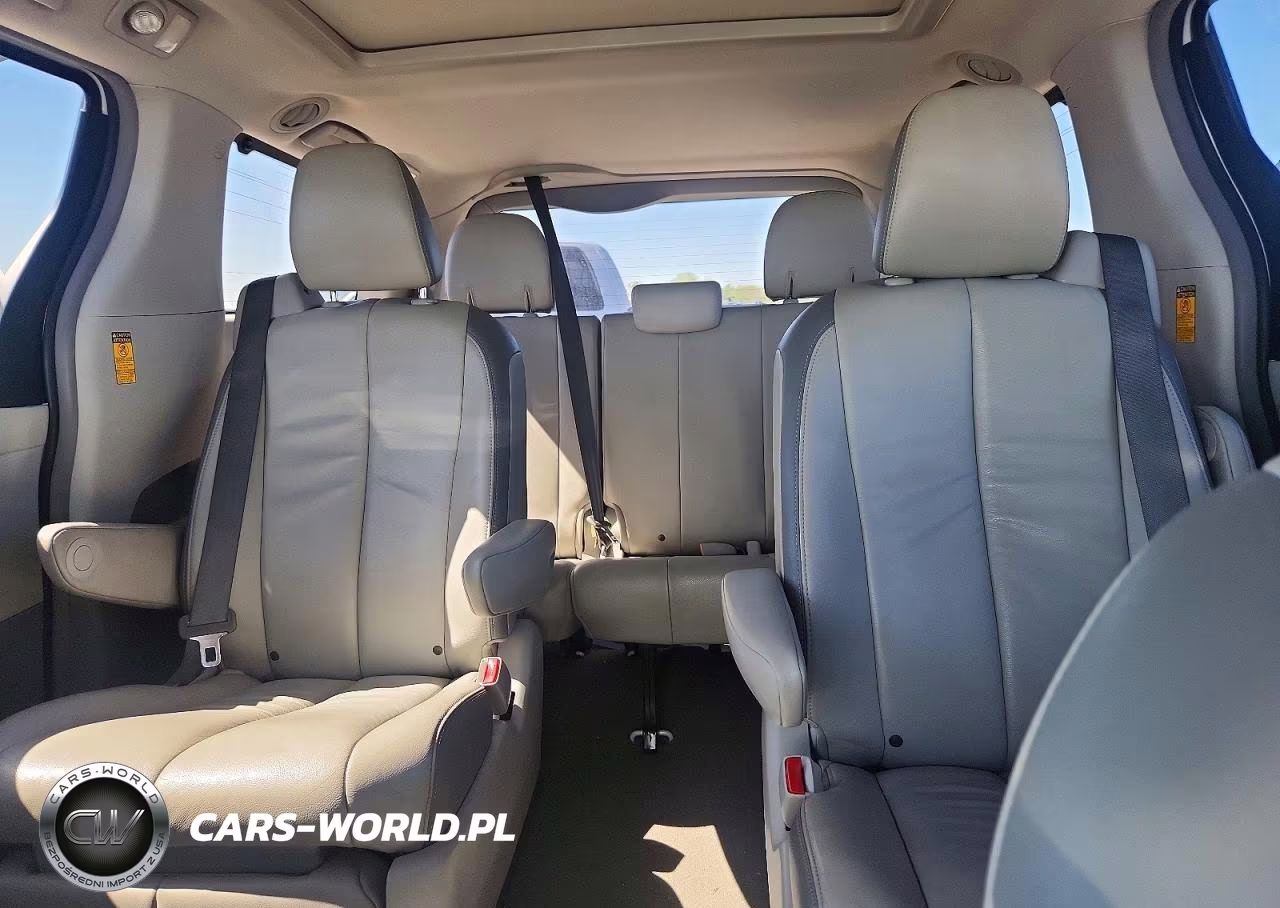2014 Toyota Sienna Limited 7-Passenger VIN:5TDDK3DC4ES078710 - 10