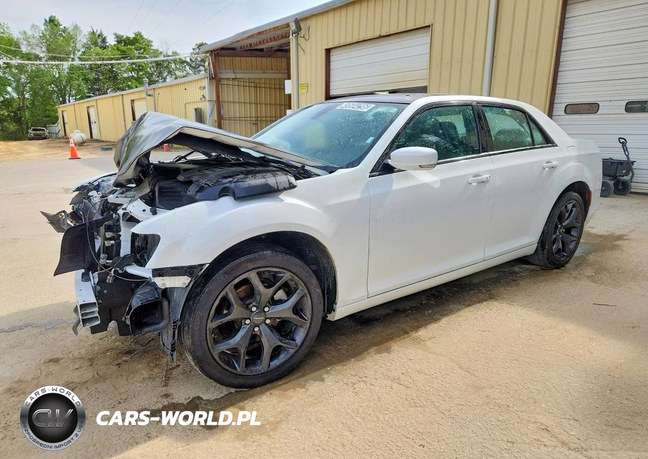 2023 Chrysler 300 S – zdjęcie 1 z 12