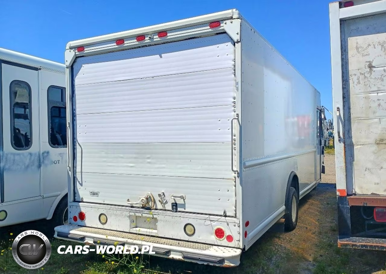 2010 Ford F59 VIN:1FC4E4KL2ADA95527 - 3
