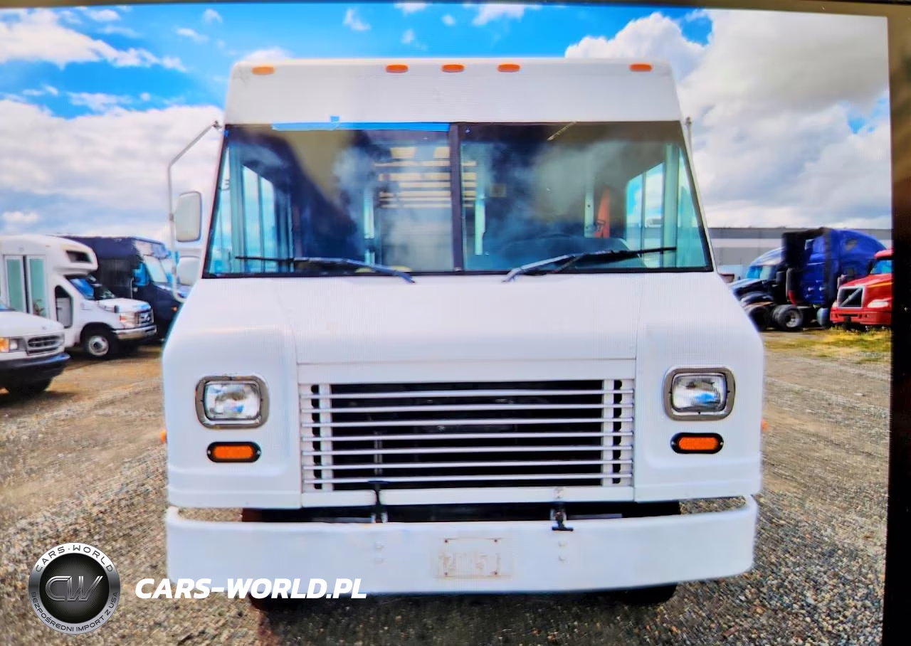 2010 Ford F59 VIN:1FC4E4KL2ADA95527 - 5