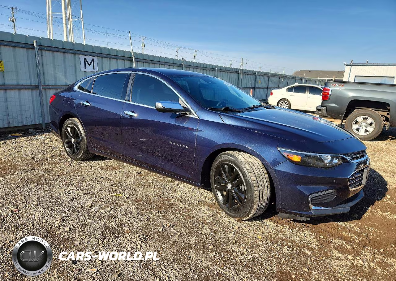 2016 Chevrolet Malibu Lt VIN:1G1ZE5ST3GF239555 - 4