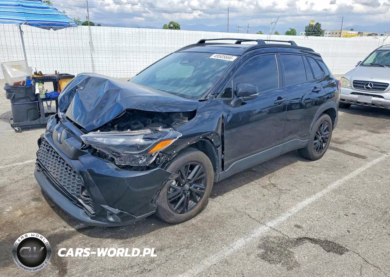 2024 Toyota Corolla Cross Hybrid Nightshade – zdjęcie 1 z 14