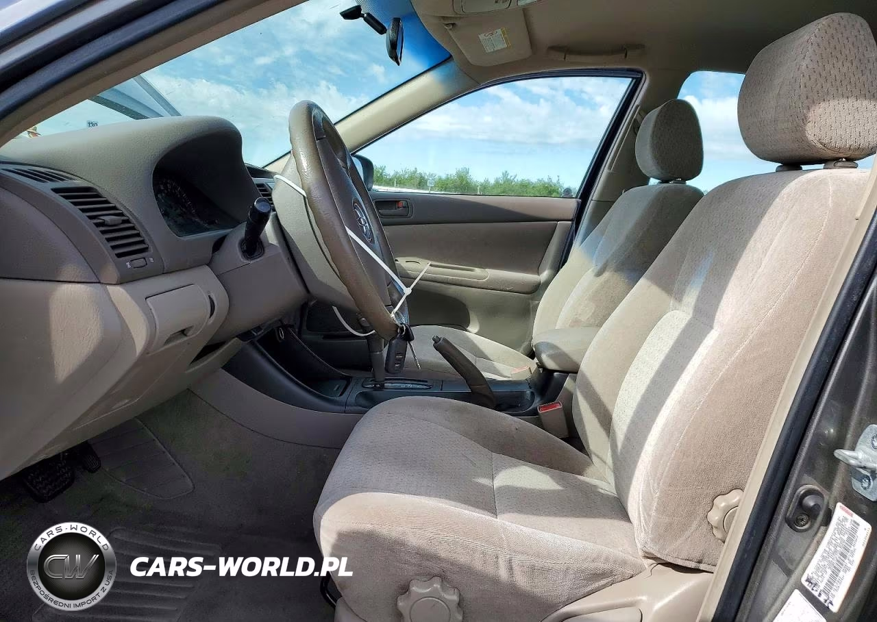 2003 Toyota Camry Le VIN:JTDBE32K730146698 - 7