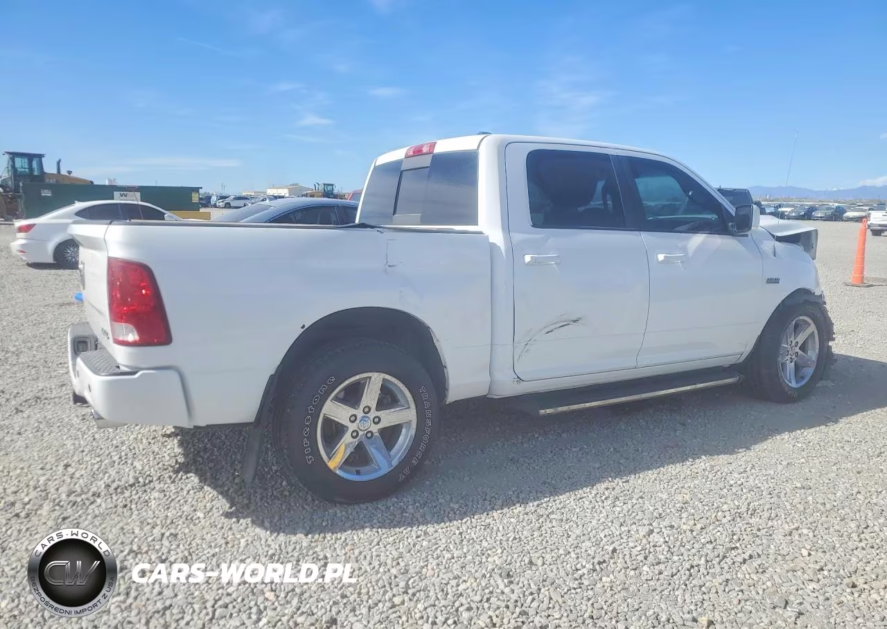 2012 Dodge Ram 1500 Sport VIN:1C6RD7MT1CS119104 - 3
