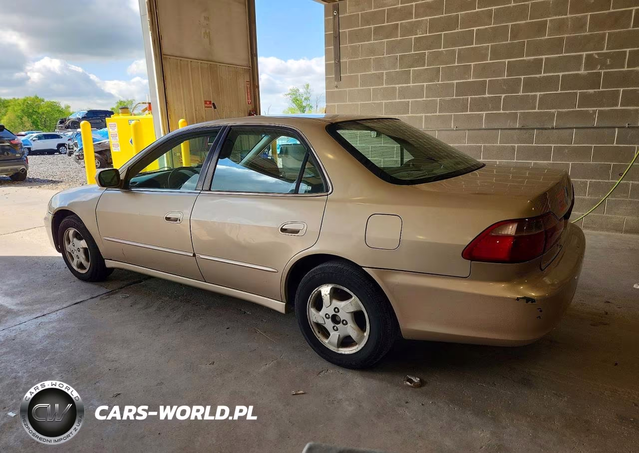2000 Honda Accord Ex VIN:1HGCG6586YA099781 - 2