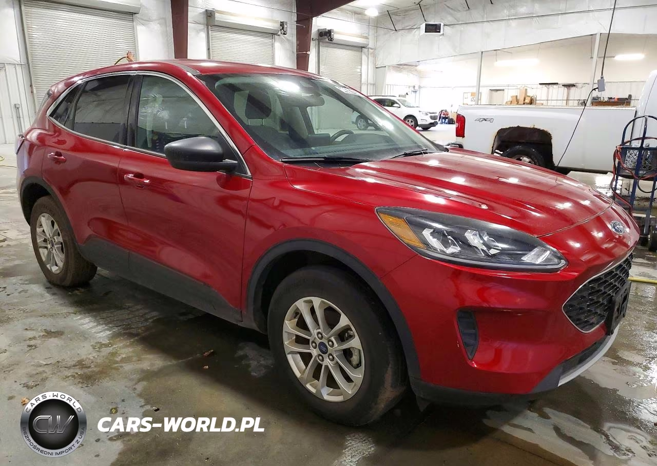 2022 Ford Escape Se VIN:1FMCU9G6XNUC04820 - 4