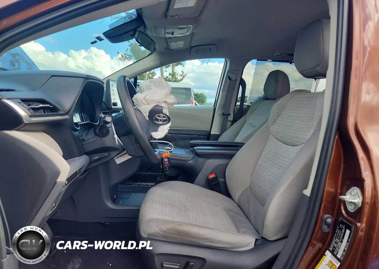 2022 Toyota Sienna Le VIN:5TDKRKEC5NS094619 - 7