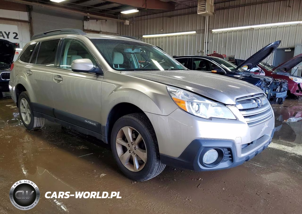 2014 Subaru Outback 2.5I Premium VIN:4S4BRBCC0E3328052 - 4