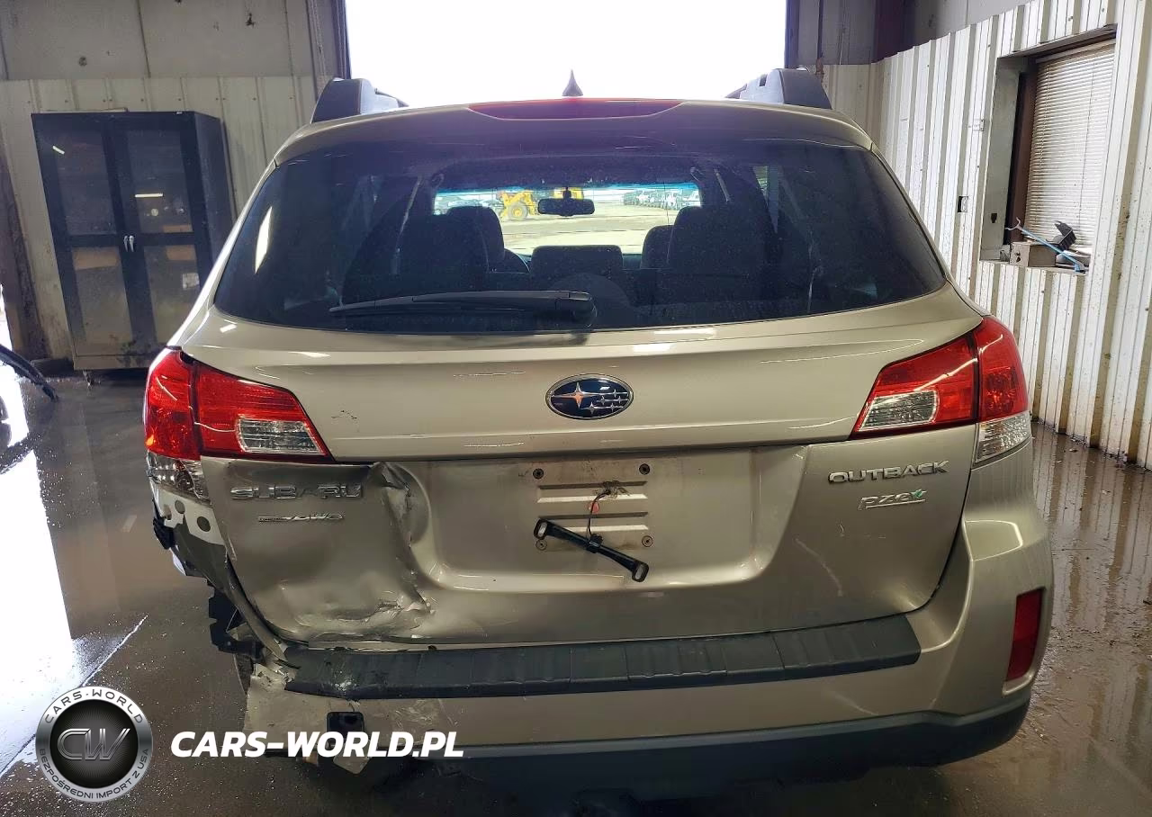 2014 Subaru Outback 2.5I Premium VIN:4S4BRBCC0E3328052 - 6