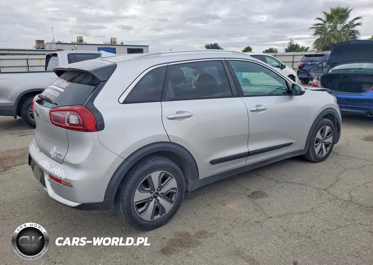 2017 Kia Niro VIN:KNDCB3LC2H5090345 - 3